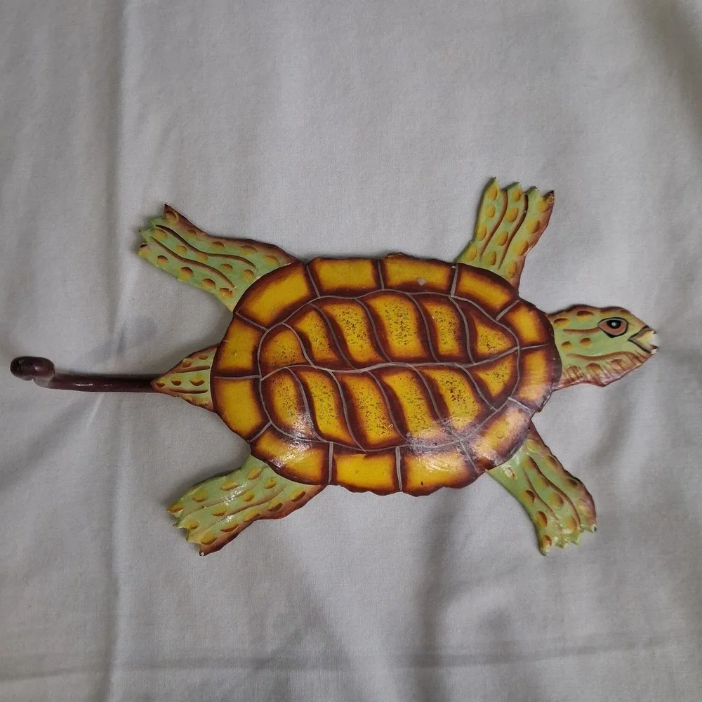 Metal‎ Sea Turtle Wall Hook Hand Painted Coastal Decorative Key Towel Hanger